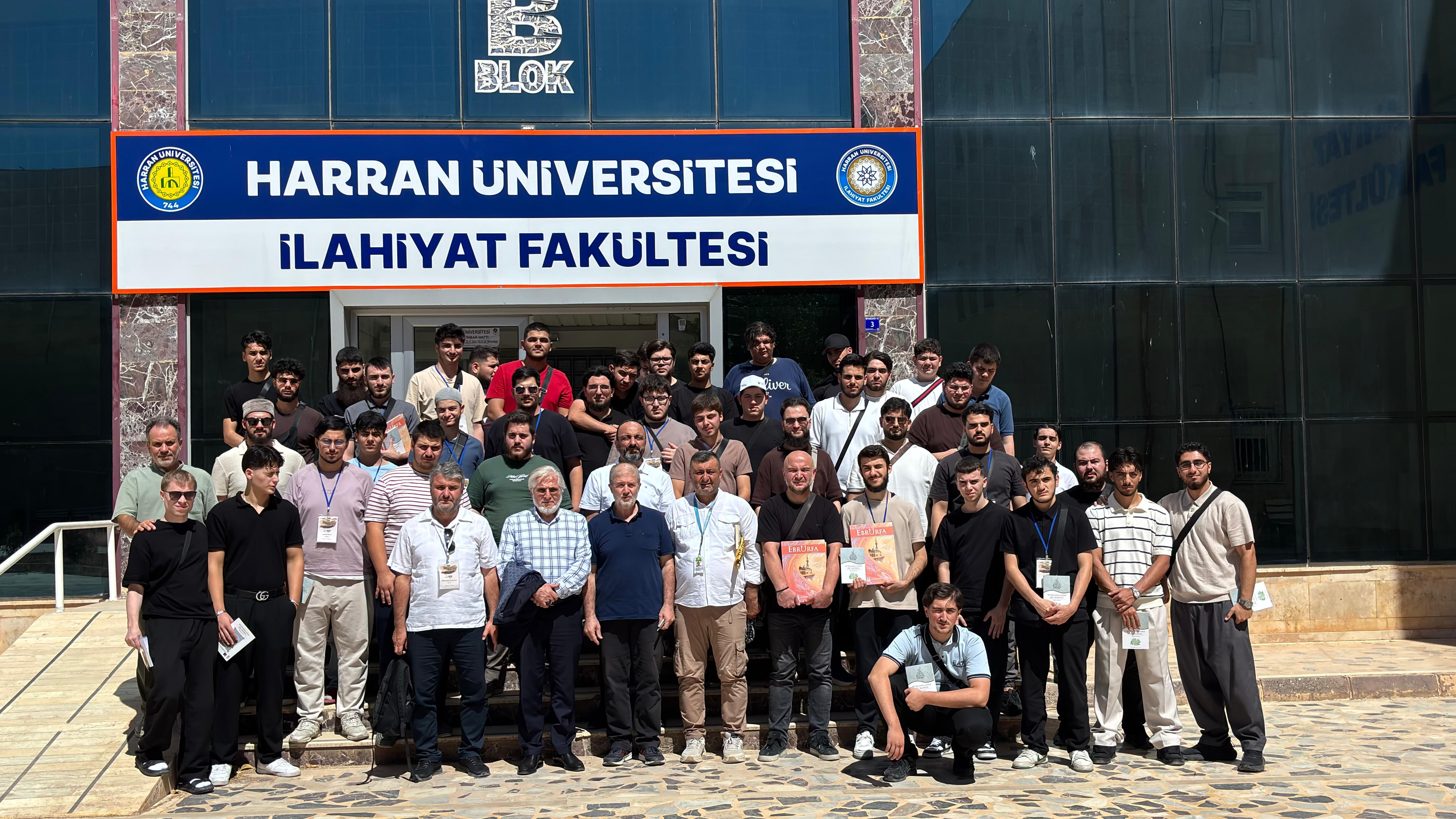 Almanya/Köln Mainz İlahiyat Meslek Okulu Öğrencilerine Fakültemiz Öğretim Üyeleri Tarafından Seminerler Verildi